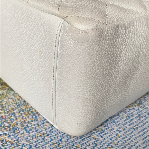 Chanel Petite Tote Bag - Picture 15 of 16